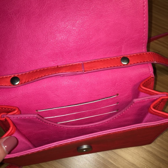 Pink/Red UO Crossbody - Picture 3 of 3